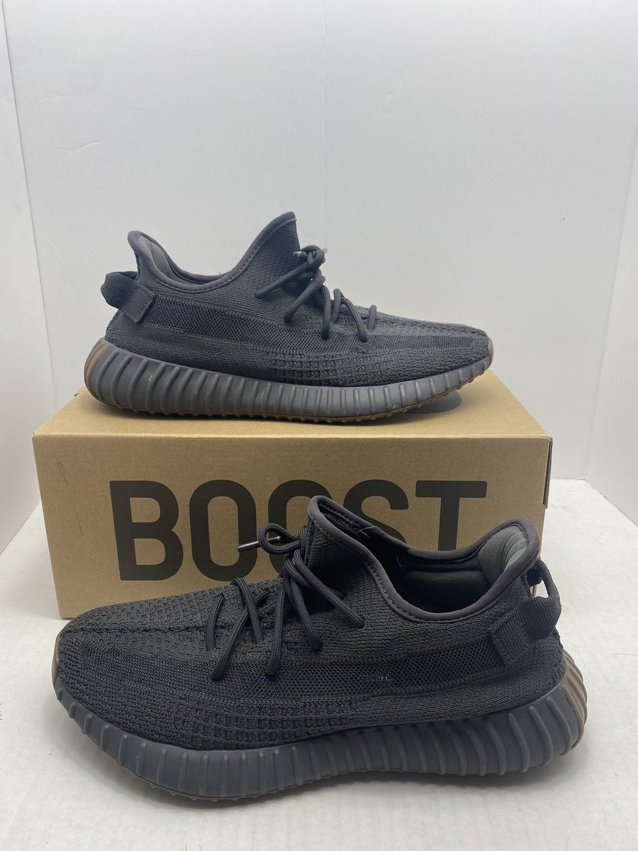 H_preme's tweet image. Kicks For Sale!

Shadow Jordan 1s
Size 12, Used, No Box
$280 Shipped 

3Lab5 Jordan 5s
Size 10, Used, No Box
$100 Shipped 

Cinder Yeezy 350 NR
Size 10, Used, Og All
$280 Shipped 

OG NMD
Size 12, Used, No Box
$80 Shipped