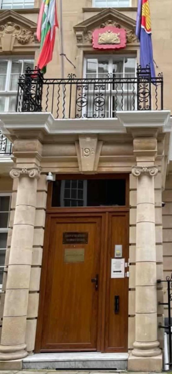 SoeThuTun1's tweet photo. According to reports, Myanmar Military Ambassador and Envoy U Chit Win have forcibly raided the Myanmar Embassy in London,UK at 5pm (London time). Burmese people in UK are now heading there to reject the Military Regime. 
@DominicRaab 
#WhatsHappeningInMyanmar 
#Apr7Coup https://t.co/ykMpDeI3O8