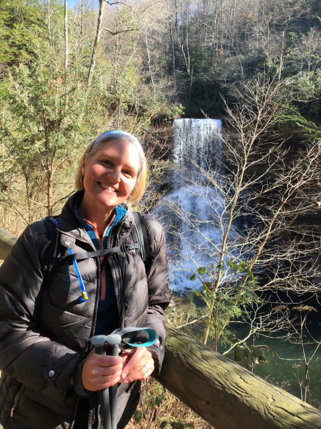 USGS_Water's tweet photo. Meet Jennifer Rapp, Chief of the Decision Support Branch of @USGS_Water. Jennifer studied habitat eco-flows and GIS with @USGS for almost 20 years and says what attracted her to her current position is the integration of data delivery and modeling at national scales. #WomeninSTEM https://t.co/qPWqAQX7ph