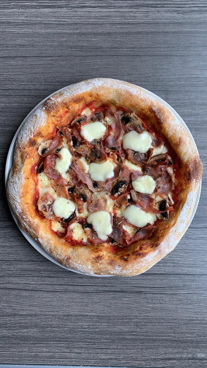 Breadwinner tweet media