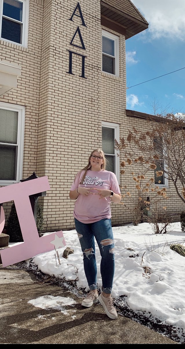 AkronFSL's tweet image. This week&apos;s feature student for #whygreekwednesday is Megan Miller from @ADPi_Akron !

&quot;Being a part of the Greek community, there are so many opportunities for service and leadership. The people I have met through joining Greek life have changed my life for the better.&quot;