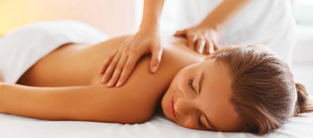 Le 7 Avril est la Journée Mondiale de la Santé. Pourquoi ne pas prendre une pause et vous offrir un moment de détente à l'Universpa Nordik? 

April 7th is World Health Day. Why not put yourself first and book some spa time at the Universpa Nordik?

buff.ly/3rORx3E