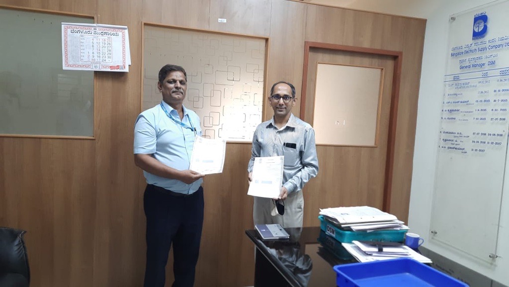 CSTEP_India's tweet photo. Today, #CSTEP signed an #MoU with #BESCOM to  pursue high-impact #research projects in areas of mutual interest. As a knowledge partner, we will undertake state &amp; national level projects, selected jointly on the basis of #policy relevance of the subject.
@NammaBESCOM https://t.co/Kfwn5ooXXe