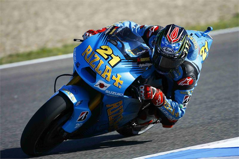 ClassicMotogp's tweet photo. Classic #MotoGP #ClassicMotoGP time...Sepang 2011 - Hopkins @JHopper21 https://t.co/0J58TO00Dx