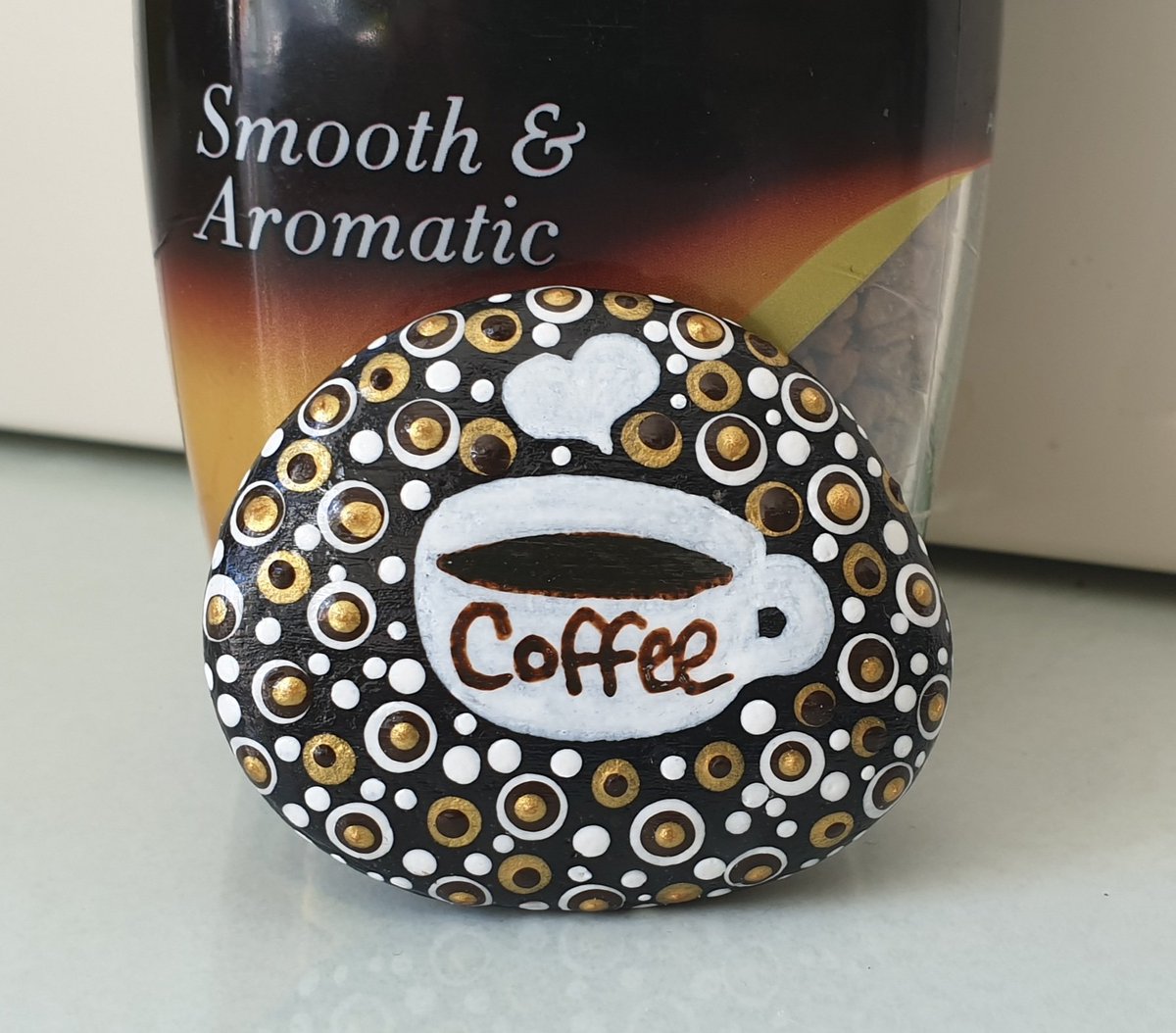 Positivepebble3's tweet photo. Love Coffee painted pebble 

#pebbleart #rockart #Coffee #CoffeeLover #acrylicpainting 

https://t.co/99EZBJZEjw https://t.co/QXa6FCn4kK