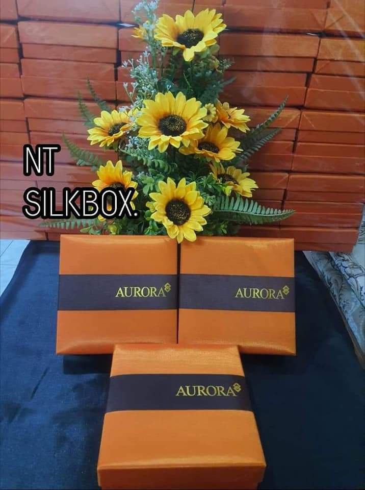 PSilkbox's tweet photo. #กล่องผ้าไหม​ #ของชำร่วย​ #ของที่ระลึก​ #กล่องงานสำคัญต่างๆ​ #แทนคำขอบคุณ 
สอบถามข้อมูลสินค้ารวมถึงรายละเอียดของชิ้นงานหรือจัดทำ-สั่งซื้อ​ ผ่านช่องทางด้านล่างนี้ได้เลยจร้า​
📞: ➡️ 099-1596963 ชินธันย์​ ( ไนซ์ )
💻: FB​ ➡️ NT SILKBOX (@NTSilkbox)
📱: Line ID ➡️ goodniceza https://t.co/2Ez68EnDy2