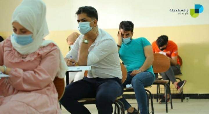E90345649's tweet photo. مطلب ابنائكم ليس تعيين لتقولوا موازنات وليس مضر من ناحية الرصانة العلمية كثير من الدول تم اجراء امتحاناتهم إلكترونياً اضافة الى إن العراق طبق ذلك في السنة الماضية! واعداد الاصابات الان في تزايد مستمر
اعان الله طلاباً يحاربون الوباء و الغباء وقلة الحياء
#الوزير_مصاب_ويضحي_بالطلاب https://t.co/wMsIENKvyp