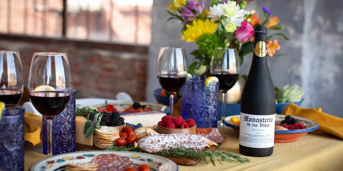 A classic Spanish reserve style wine, Monasterio de las Viñas from <a href="/GrandesVinos_CA/">Grandes Vinos</a> brims with juicy strawberry, violet and liquorice balanced with spicy pepper. #AlegriaCarinena enth.to/3bu6eCU Sponsored by <a href="/VinosCarinena/">Cariñena (DOP)</a>