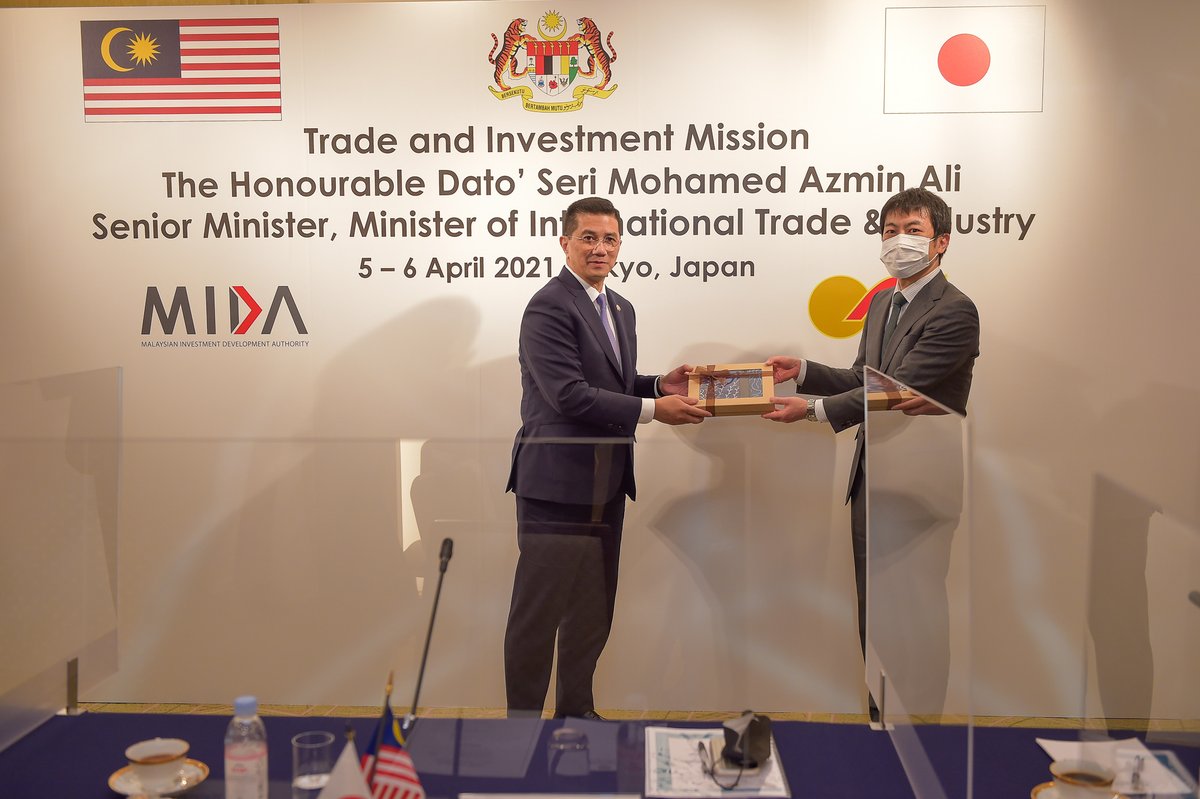 Mohamed Azmin Ali • 🇲🇾 on Twitter "I am glad to have met the CFO of