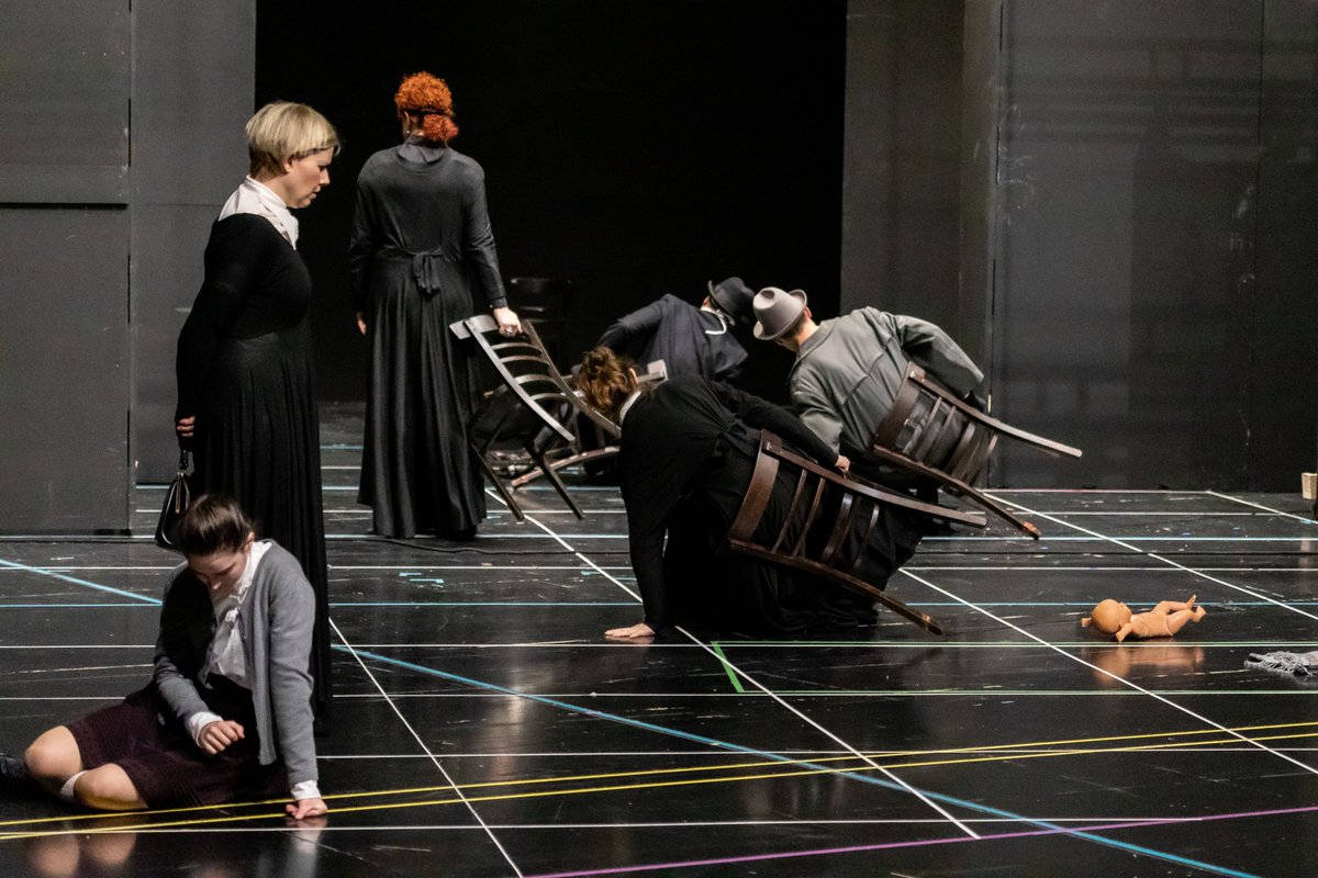 LaMonnaieDeMunt's tweet photo. 💀 Darkness stirs at La Monnaie…
Rehearsals for ‘The Turn of The Screw’ are haunting our opera house! → https://t.co/JpBYWRDWF9
#Opera #LaMonnaie #DeMunt #Britten #BenjaminBritten #Brussel #Bruxelles #Brussels #TheTurnoftheScrew https://t.co/7G0ELkAbC9