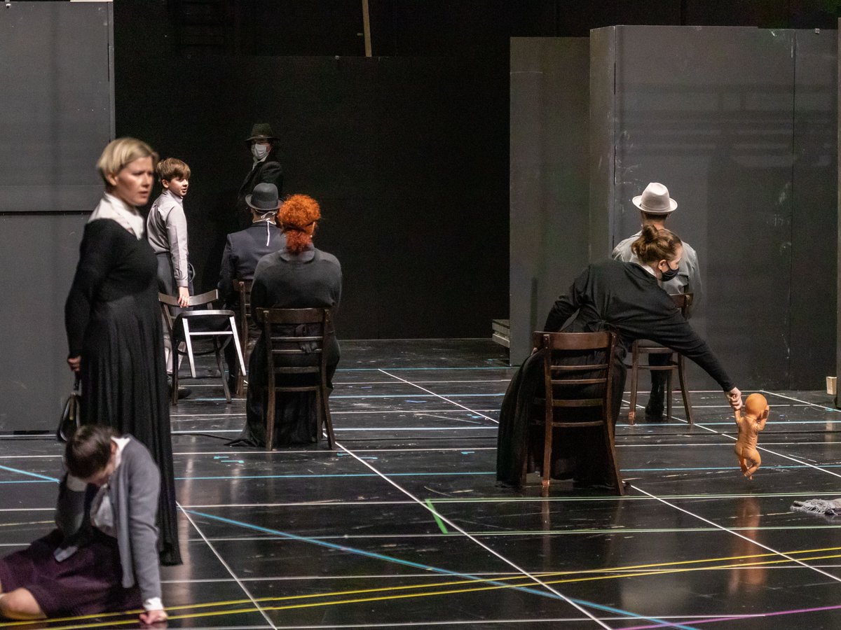 LaMonnaieDeMunt's tweet photo. 💀 Darkness stirs at La Monnaie…
Rehearsals for ‘The Turn of The Screw’ are haunting our opera house! → https://t.co/JpBYWRDWF9
#Opera #LaMonnaie #DeMunt #Britten #BenjaminBritten #Brussel #Bruxelles #Brussels #TheTurnoftheScrew https://t.co/7G0ELkAbC9