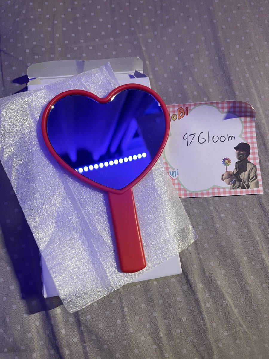WTS K-Army made Hobi mini heart hand mirror! Two available $9 each + shipping.