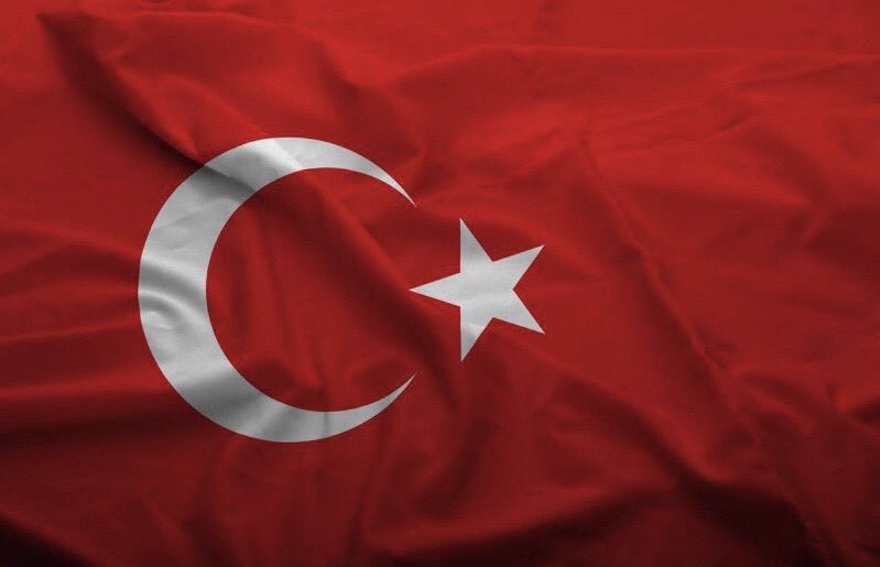 Türk Yıldızları’na ait gösteri uçağının Konya'da eğitim uçuşu sırasında düşmesi sonucu şehit olan pilotumuza Allah’tan rahmet; ailesine ve Türk Silahlı Kuvvetlerimize başsağlığı diliyoruz.