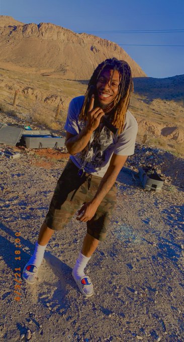 Add my snap jontay2flyhenry https://t.co/CIxWD9yChX