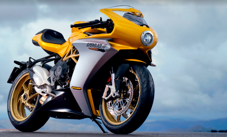 Not sure how, but MV Agusta has managed to make the 2021 #Superveloce even more desirable. New electronics including launch control, new software including turn-by-turn navigation plus it's now available in pearl metallic yellow.