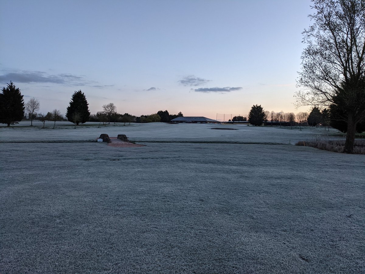 IanRichards133's tweet image. Cold one this morning, but bunkers raked, tees moved. Topdresser off and sprayer on the @TheToroCompany workman. Getting ready for a @SymbioUK compost tea, CMS shoot, endo mycorrhizae, humic booster and fish hydrolysate cocktail tomorrow. 
#Golf #SoilBiology #CompostTea #Symbio