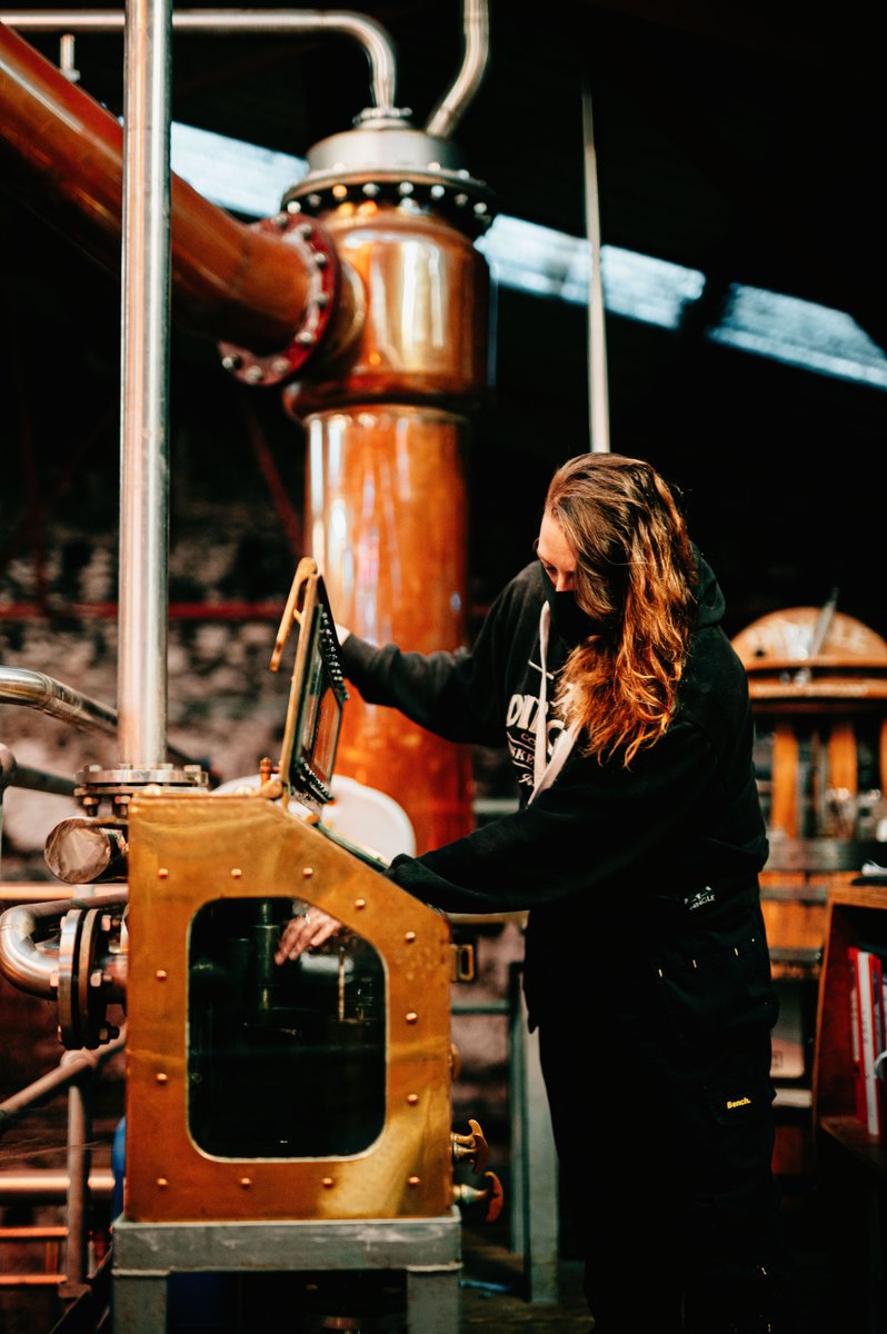 DingleWhiskey's tweet photo. Checking the spirit flow with the spirit safe ๐ฅ
#dingledistillery #dinglewhiskey #spiritsafe https://t.co/7S3orJICwR