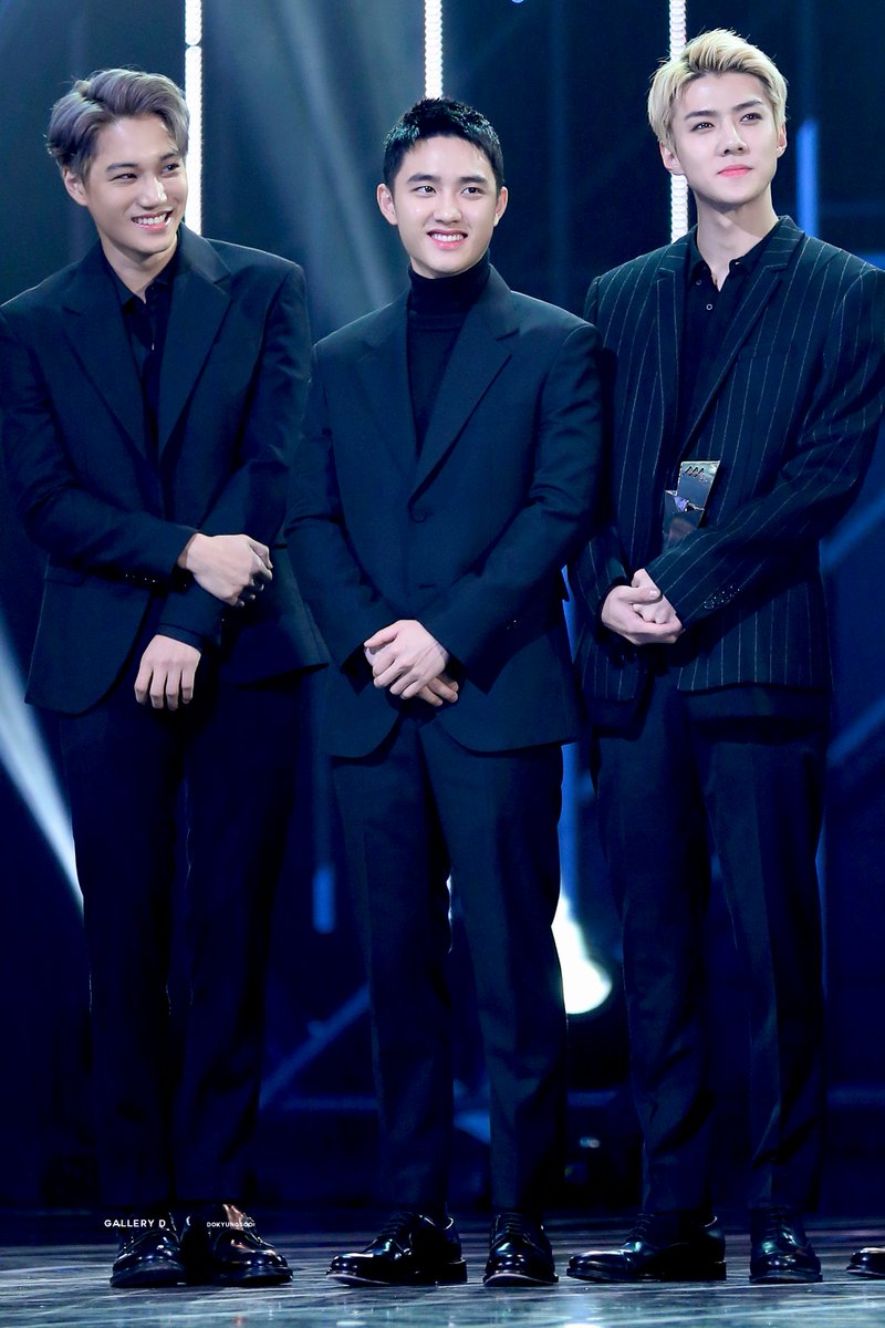 경수 데뷔 9주년 축하해 ❤

#EXO9thAnniversary  
#너희는_여전히_엑소_우리는_변함없이_엑소엘
#영원한_우리의_피터팬_엑소 
#경수 #디오