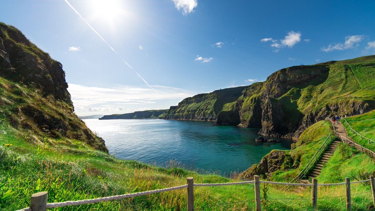 hiiker__'s tweet photo. Get away from it all on this spectacular trail of medium difficulty! Ireland’s longest coast to coaster at 1010 km. See Ireland at its finest!
https://t.co/qqLzvtHcEY
#theirelandway #irelandtrip #irelandtravels #irelandtravelguide #ireland_insta #hikelove #crazyhikers #lovehikes https://t.co/f08wZSLQXR