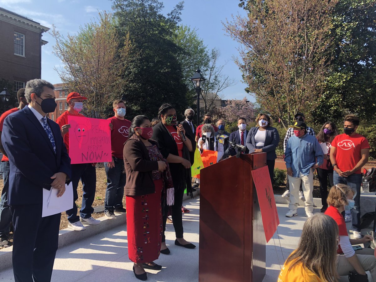 Proud to stand w/ @CASAforall and several colleagues this morning in support of our immigrant neighbors to encourage the Senate to pass #DignityNotDetention and #MarylandDriverPrivacy.