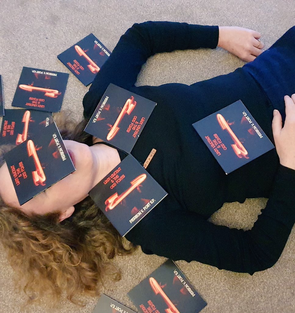 RebeccaOdd's tweet photo. Overwhelmed by excitement at the arrival of our @Liams_Odd_Foxes CDs. #piersonvpost #folky #indie #tunes https://t.co/30mlvCwmpL