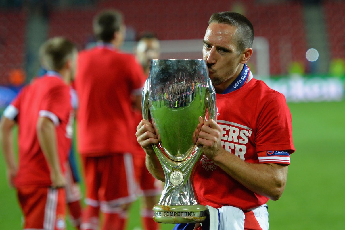 Happy 38th birthday to Franck Ribery Still ballin and has 25 trophies to his name 