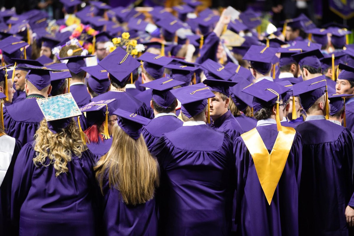 Know what's AWESOME? Graduation is 1 MONTH from today!! 

SENIORS- We need YOU. DM us the following to be spotlighted on COB social media! 
☑️ Name | Major
☑️ Pic of yourself 
☑️ Quote about your time in the COB
☑️ Career goals
☑️ Favorite COB memory, professor, event, etc.