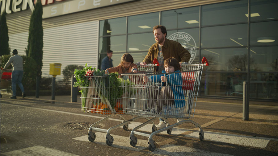 actusmediasadco's tweet photo. Intermarché met à l’honneur les familles nombreuses | Actus, Médias &amp; Co 
https://t.co/K9Ue9iuPZW

#intermarché #agenceromance #etmoi #FamillesNombreuses  @Romance_Agency @intermarche https://t.co/d1RzZsZDju