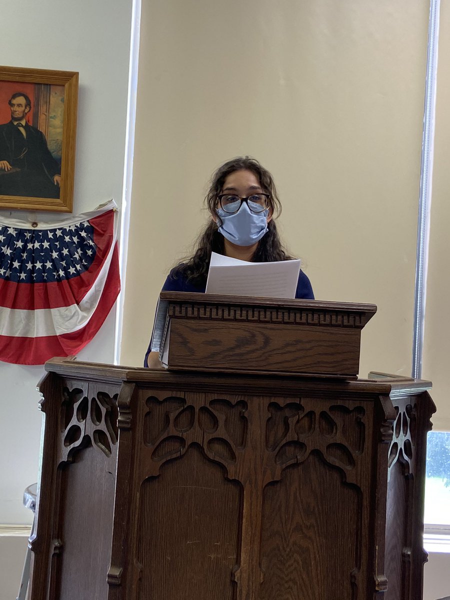 chase_office's tweet photo. Presidential Candidate Brooke Stallings gives her last speech in Sacramento, California before voting that takes place later this week. https://t.co/bBuwnnR8Yn