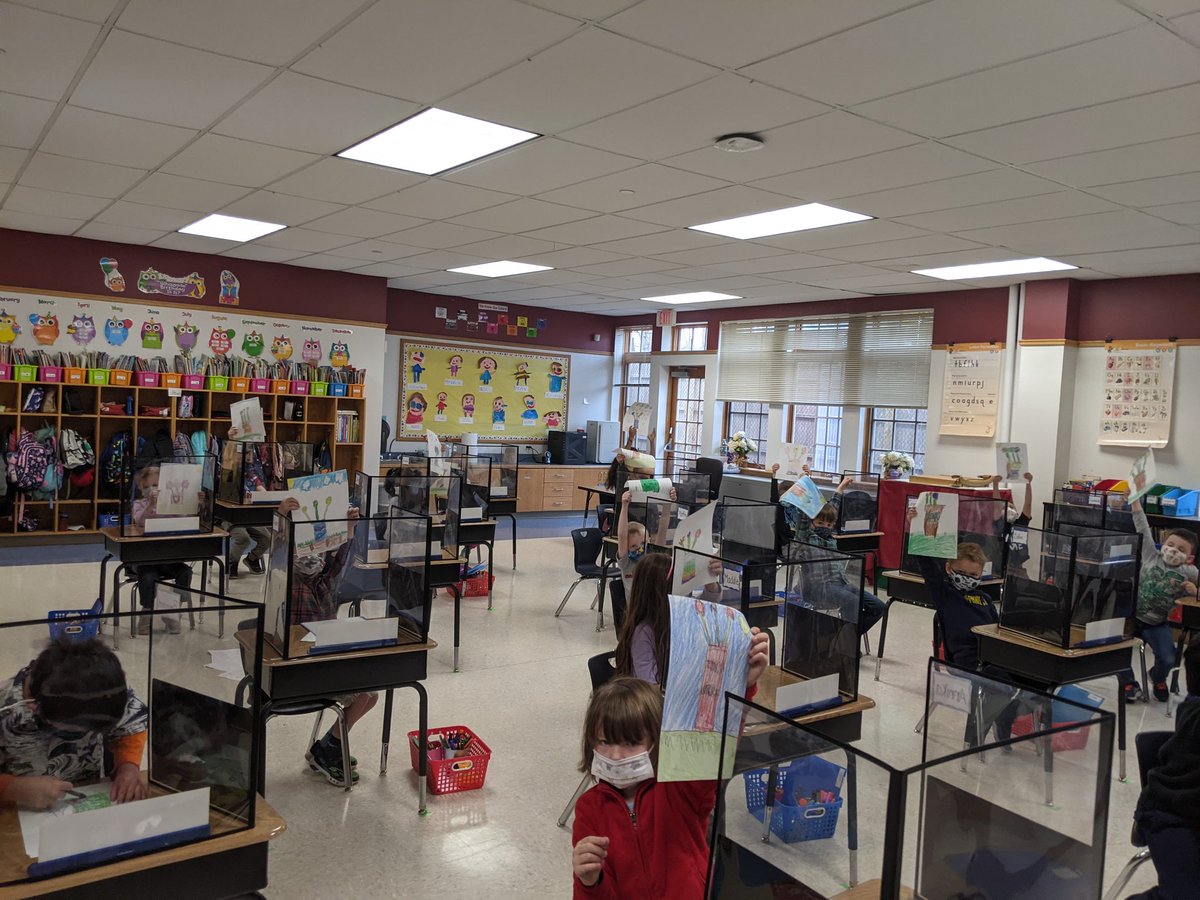 galottip's tweet photo. KV students showing off the first class activity together!! Bravo! https://t.co/n32EcUlQ9N