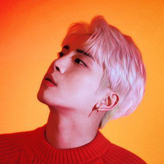hwavely_y's tweet photo. Porque siempre vas a ser lo mejor que me ha pasado. Estoy muy orgullosa de ti mi Kim. Te amo tanto que las palabras no me alcanzan para decirte todo lo que haces por mi. Simplemente gracias por todo💌

#Happy_jjong_Day #JONGHYUN 🌙
#블링블링_종현아_생일축하해
@SHINee https://t.co/ayzk9UclYp