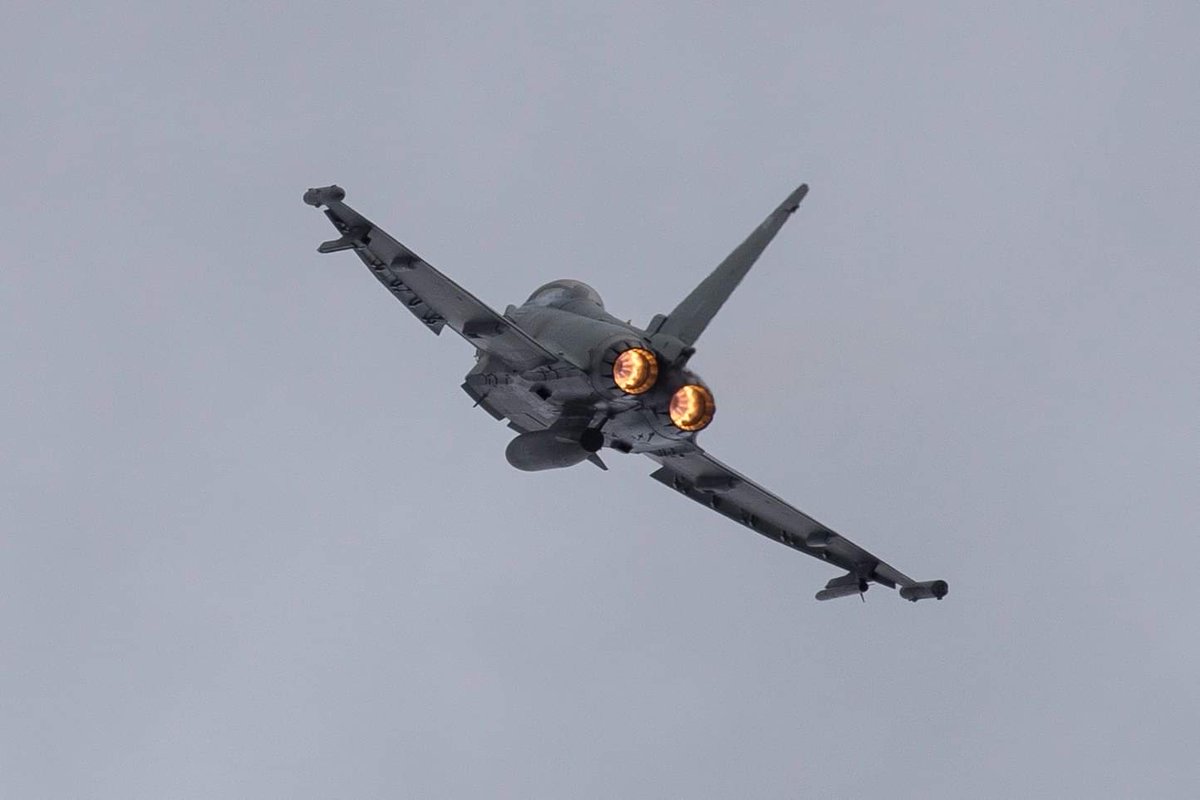 British Airshow Review tweet media