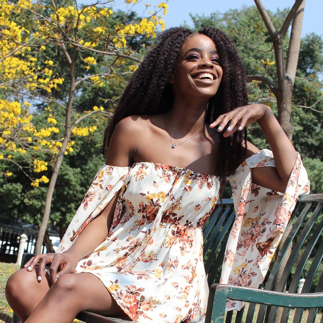 Alpha_WeArtHD's tweet photo. 📸 : @weart_hd 
.
.
.
#iHeartAwards markham #forcesofmomentum #SAvsPAK #askdream #stayathomeorder #COVID19 #photography #outdoorshoot #canon #photographer #femalemodel #portraitart #WeArtHD #followforfollow https://t.co/MXU4jOuLkO