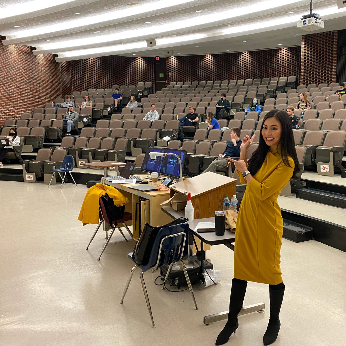 LilyWuKansas's tweet photo. WHERE’S WU? Back on the campus of #WichitaState to give a presentation about the importance local news.
Thanks for the invite, Dotty, and thanks to the students for the questions.
#Grateful #WheresWu #WorkWithWu #WorkingWednesday #LeadingWithLily #Storyteller #shockeralumni https://t.co/ka1oEgSbp7