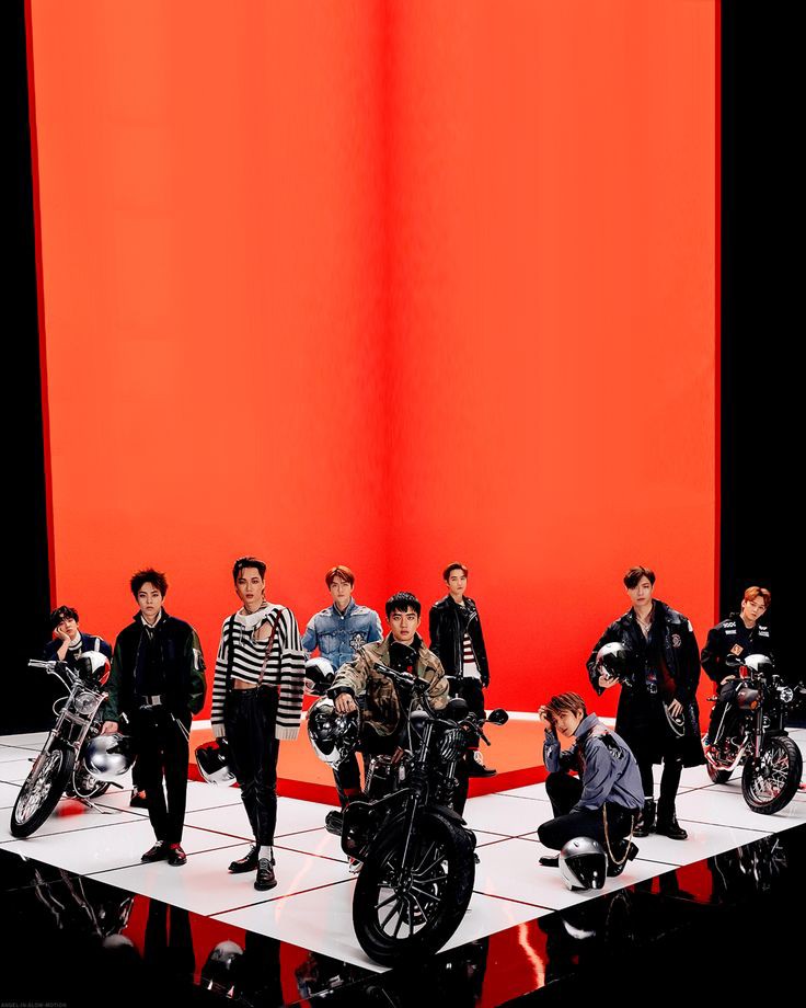 MarkasLotto's tweet photo. Sekangen itu 🥺

#EXO9thAnniversary 
#9YearsWithEXO #9ToEternityWithEXO
#9rowingWithEXO @weareoneEXO #EXO @layzhang @B_hundred_Hyun 
Lotto14 https://t.co/c9pJoE9zhH