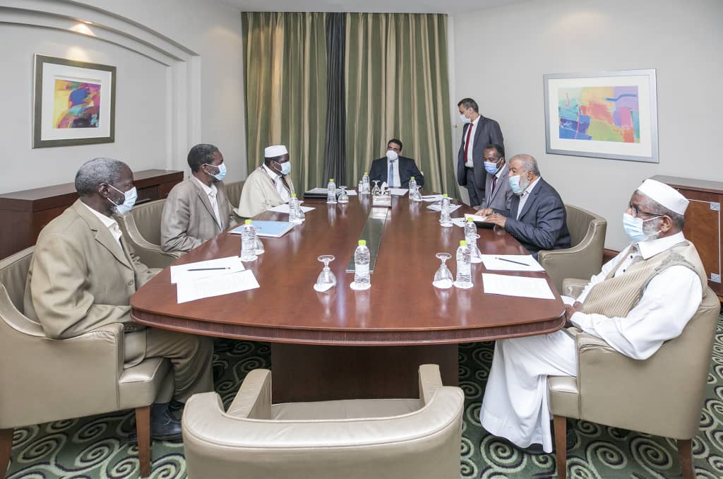 NajWheba's tweet photo. رئيس المجلس الرئاسي @Mohammed_Menfi
يناقش في اجتماع اليوم بطرابلس، مع وفد وجهاء مدينة #مرزق ملف المصالحة ويعدُ بإحالته إلى المفوضية العليا للمصالحة الوطنية للنظر في المعالجة الممكنة والعاجلة، ورحّب الوفد بإنشاء المفوضية مؤكدين دعمهم لها بكل ما يسهم في تعزيز أمن واستقرار #ليبيا https://t.co/gxuTE4PQ0g