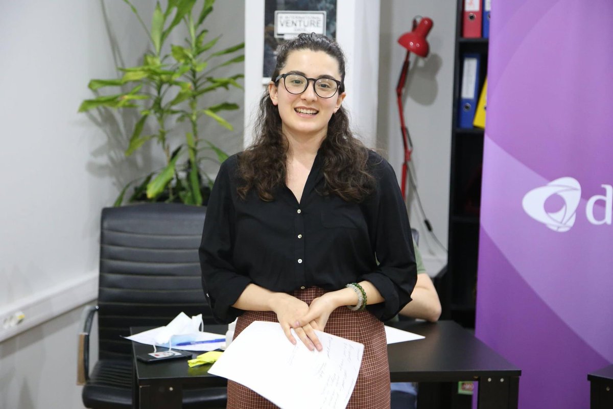 boyukqayidish's tweet photo. #Qarabağgəncləri üçün şou-debat təşkil olunub!
Daha ətraflı məlumat üçün:
https://t.co/KyOhRvnsYu
#BöyükQayıdış #DVC #ARGIN #MysAz #Karabakh #Azdebate #DeQayıdış #dvc2021 https://t.co/YHz3z4Q5VN