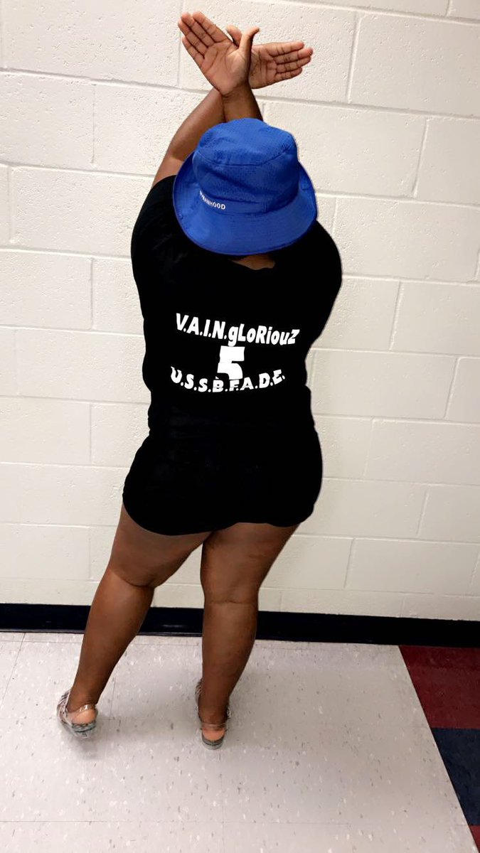 Joining Zeta Phi Beta Sorority Inc. is one of the best decisions I have ever made. And that’s on Arizona 💙😌

I’m 4 in Zetaland today 🕊