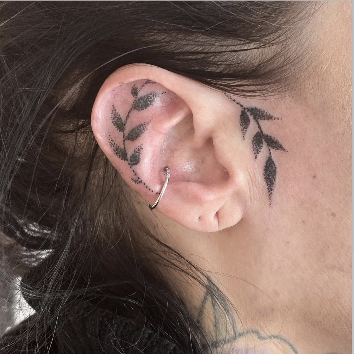 20 Ear Tattoos and Designs for 2022  Behind the Ear Tattoo Ideas