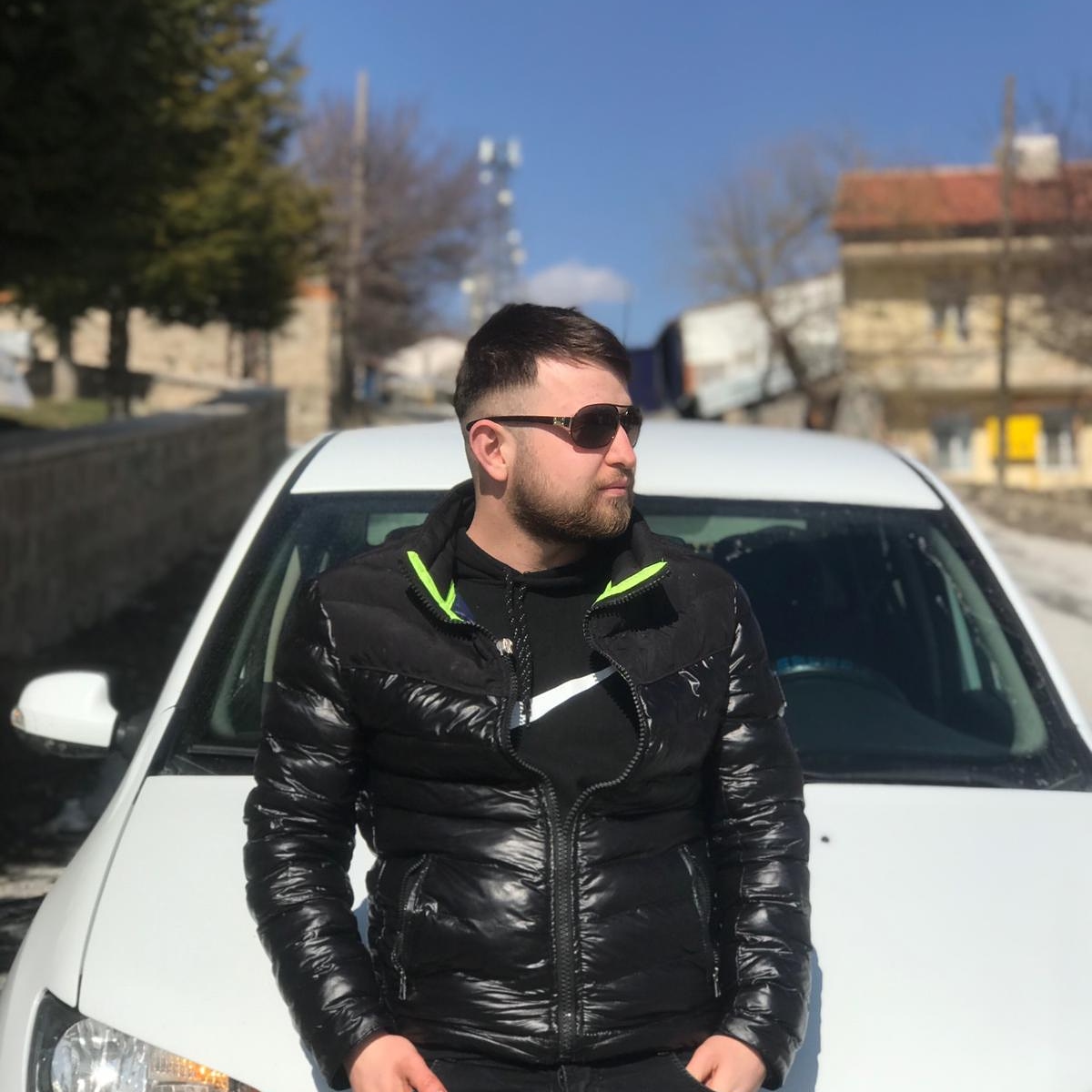 Keşke kaptan olsaydın. Bu dümen çevirme kabiliyetinle harcanıyorsun.