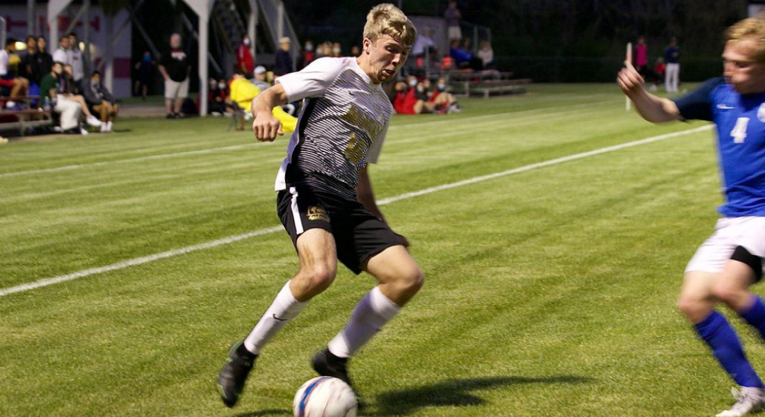 Men's Soccer: MMC Represented By Five Academic Awards
 - goredhawks.com/article/3837.p…