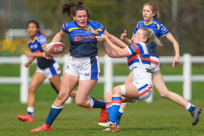 Leeds Rhinos women and England star Amy Johnson (@APRJ93) is targeting a domestic treble this season ahead of the Rugby League World Cup. “Hopefully we can win the Challenge Cup, League Leaders' Shield and Super League title before the World Cup starts.” leeds-live.co.uk/sport/rugby-le…