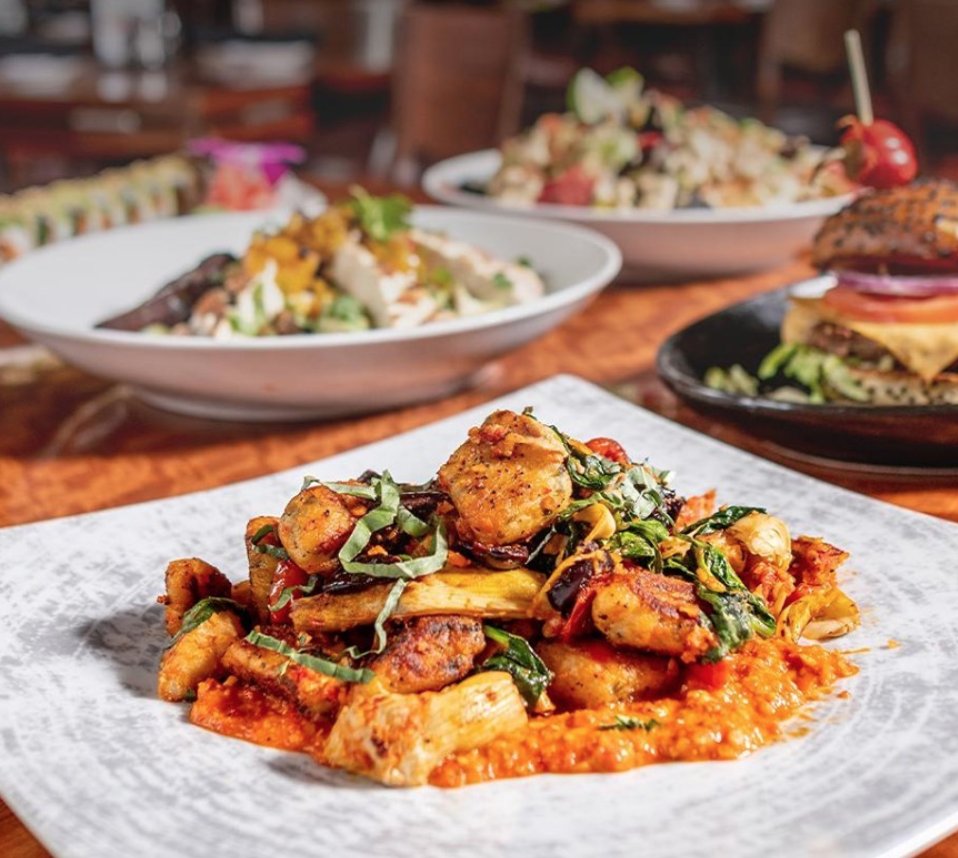 It's World Health Day 🌎 and we can't wait to celebrate it with Crave's plant-based menu.🌱  Explore delicious &amp; unique vegetarian, vegan &amp; gluten-free entrees today! 

#WorldHealthDay #Vegetarian #Vegan #GlutenFree