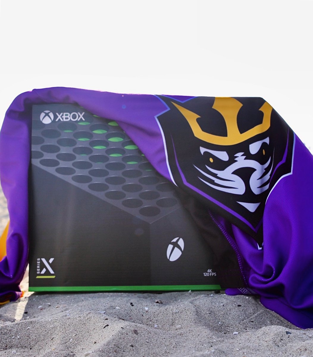 We had so much fun with the PS5 giveaway we decided to give away a XBOX SERIES X! You're welcome 😏
⁣
How to enter: ⁣
- Follow us <a href="/SealsLax/">San Diego Seals</a> ⁣
- RETWEET
- Like this post ⁣
- Enter to win at SealsLax.com/XBOX
⁣
GOOD LUCK! Winner will be announced Wed, April 14 🎮🎉