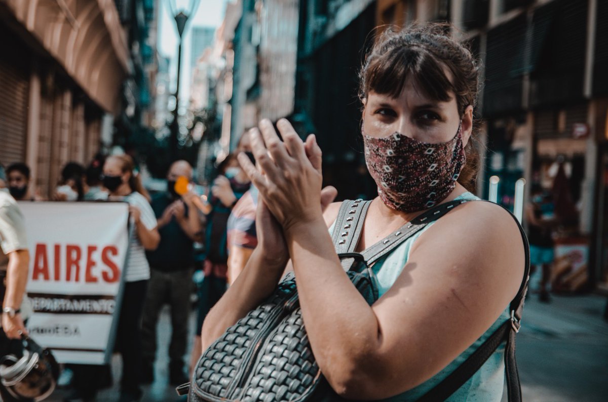 Por nuestro derecho!!!Por NUESTRA CASA!!!!
<a href="/jorgeferraresi/">Jorge Ferraresi</a>
<a href="/lucianoscato/">Luciano Scatolini</a>
<a href="/GDocato/">Gustavo Cento Docato</a>
<a href="/MiguelCentorbi/">Miguel Centorbi</a>
<a href="/paoteper/">Paolita</a>
<a href="/BancoCiudad/">Banco Ciudad</a>
<a href="/BcoHipotecario/">Banco Hipotecario</a>
<a href="/Procrear/">Procrear</a>
<a href="/MinHabitatAR/">Ministerio de Desarrollo Territorial y Hábitat</a>
<a href="/rossi_delfina/">Delfi Rossi</a>
<a href="/francomoccia/">Franco Moccia</a>
<a href="/Nicolas_Massot/">Nicolás Massot</a>
<a href="/marianorecalde/">Mariano Recalde</a>
#SorteoEBA 
#ReconstruccionArgentina