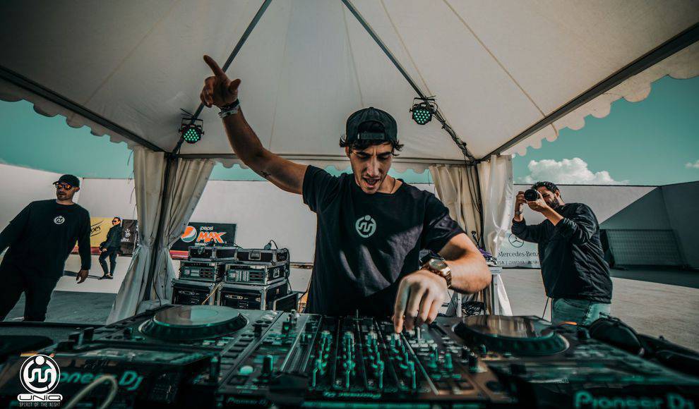 📢 El DJ Challenge del vallisoletano Sergei Rez congrega a más de 3.000 participantes
bit.ly/2PBVgoi