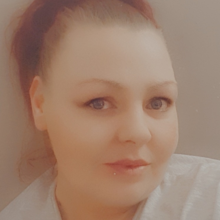 ColeSupporting's tweet image. Hi everyone my name is Gem, I am the account holder of supporting Cole Sprouse, not only will i be typing on twitter but i will be making voice video's to support Cole, I really hope you guy's can help me be a louder 2nd voice for him