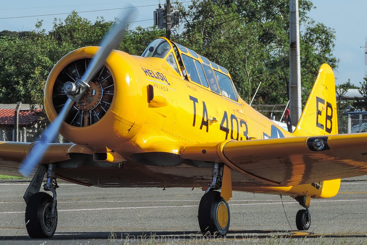 JeanLongo4's tweet photo. North American T-6G PR-TEB
.
📍 Aeroporto do Bacacheri .
.
.
.
.
.
#t6 #airlines #plane #planespotting #planelovers #planes #planespotter #planes #planespotters #spottingbrasil #spotting #spottercwb #spotter_cwb  #cwb #sbct #aeroporto #aeroportocwb #aviao #instafly https://t.co/lpF0X7M1t7