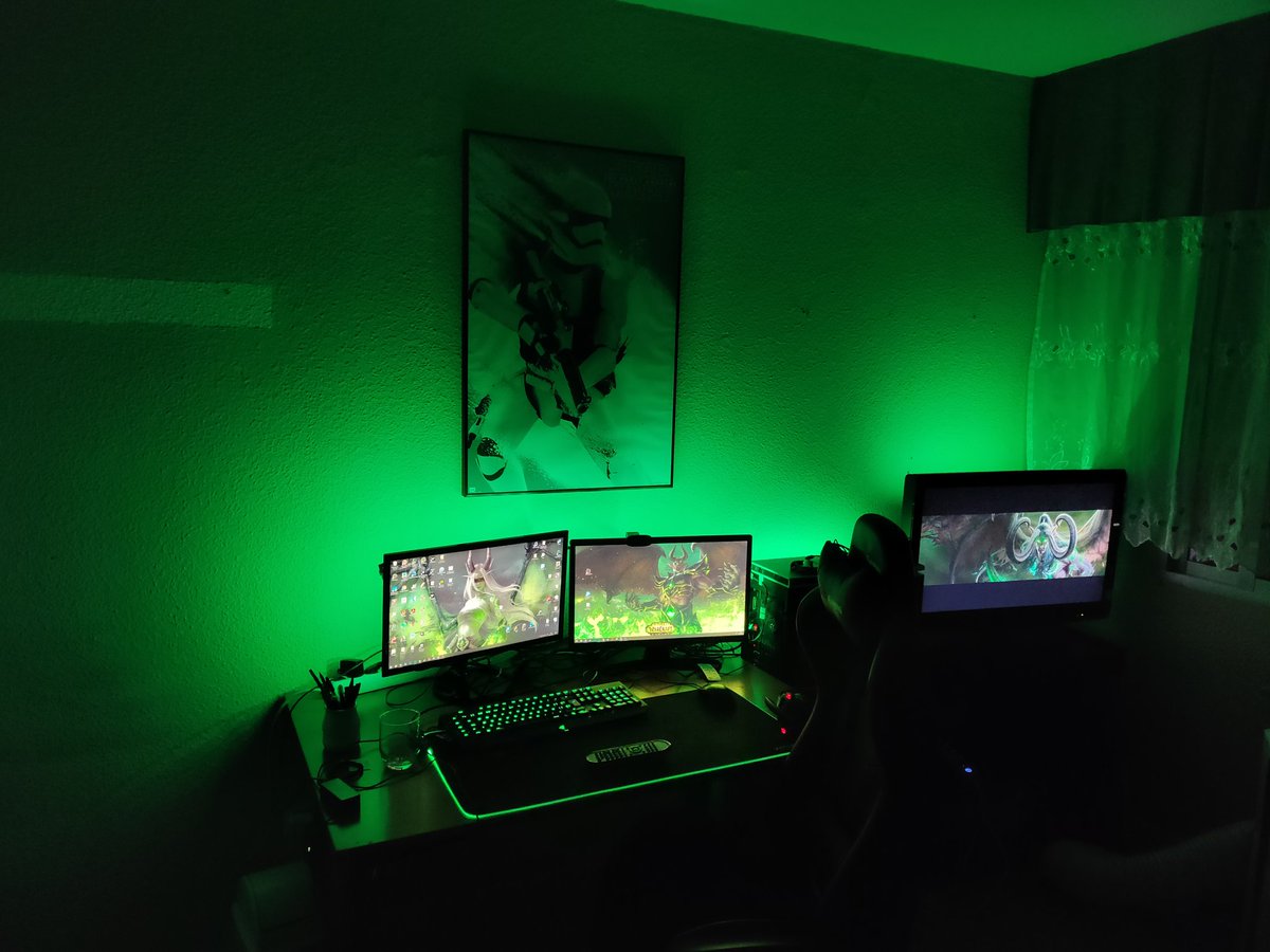 Gelthan_Stream's tweet image. Qué os parece mi setup!

#fel #verde #setup #leds