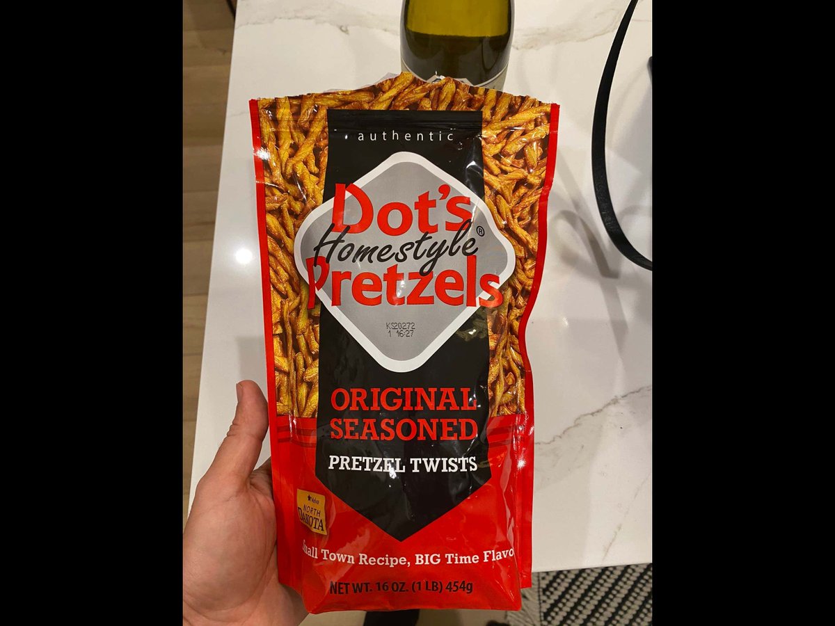 We Need To Talk About Dot's Pretzels barstoolsports.com/blog/3357764/w…